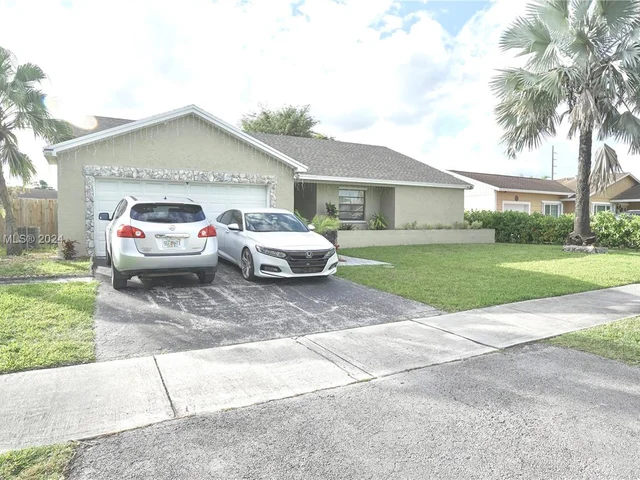 1660 N Audubon Dr, Homestead FL 33035