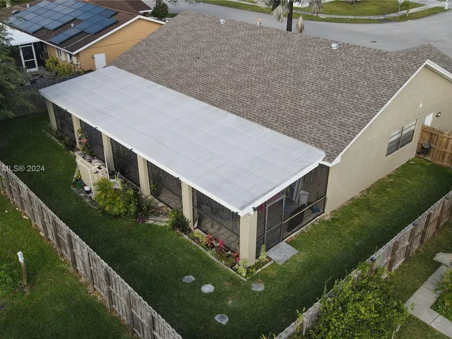 1660 N Audubon Dr, Homestead FL 33035