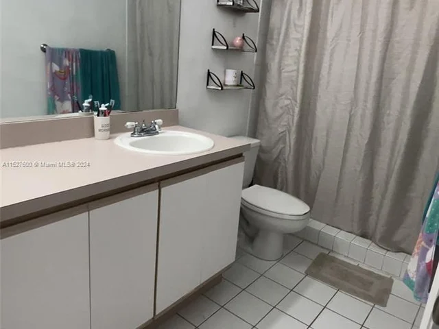 1660 N Audubon Dr, Homestead FL 33035