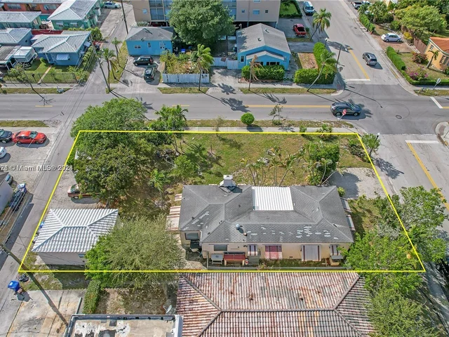 1952 Fillmore St # 1, Hollywood FL 33020