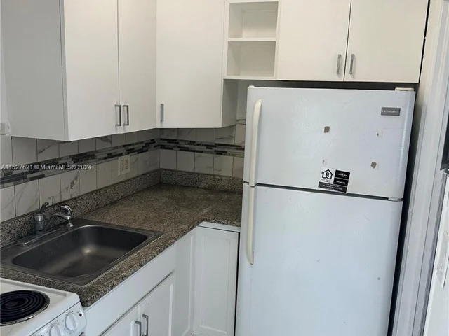 1952 Fillmore St # 1, Hollywood FL 33020