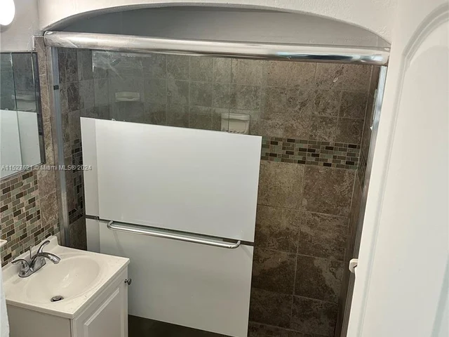 1952 Fillmore St # 1, Hollywood FL 33020