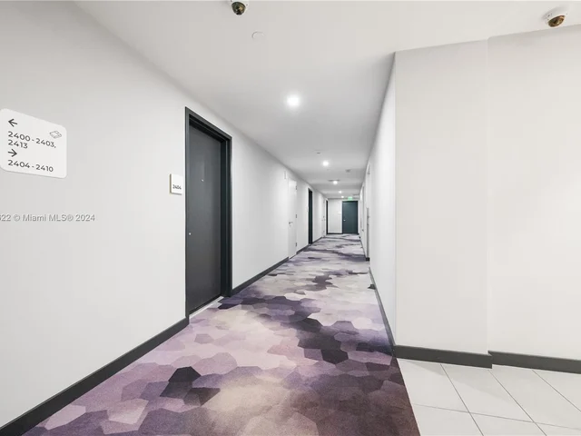 227 NE 2nd St # 2405, Miami FL 33132