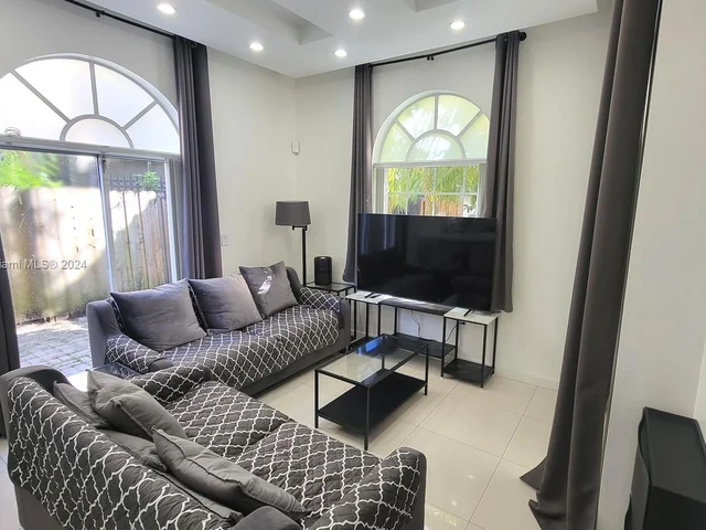 3356 Bird Ave # 4, Miami FL 33133