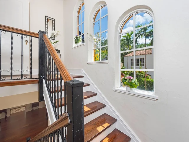 1340 Asturia Ave, Coral Gables FL 33134