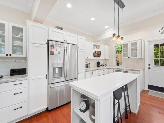 1340 Asturia Ave, Coral Gables FL 33134