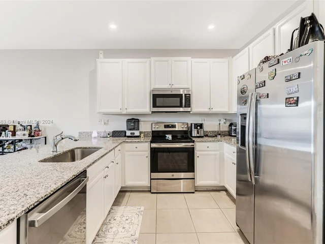 10835 SW 235th Ln, Homestead FL 33032