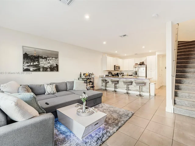 10835 SW 235th Ln, Homestead FL 33032