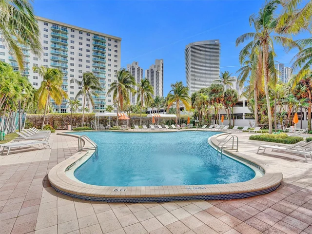 19380 Collins Ave # 214, Sunny Isles Beach FL 33160