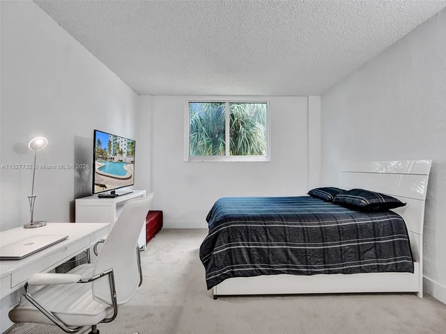 19380 Collins Ave # 214, Sunny Isles Beach FL 33160