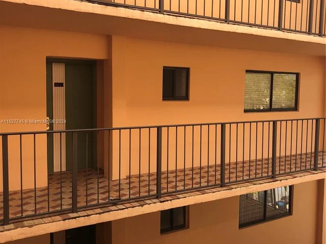 8400 SW 133rd Ave Rd # 324, Miami FL 33183