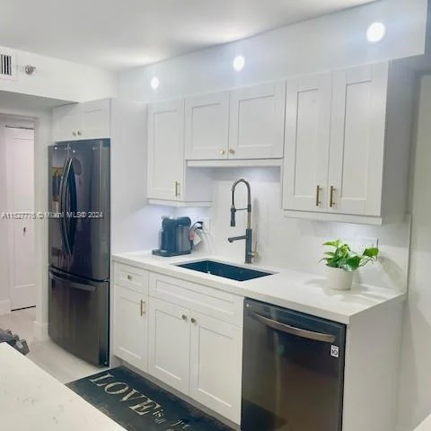 1201 S Ocean Dr # 404N, Hollywood FL 33019