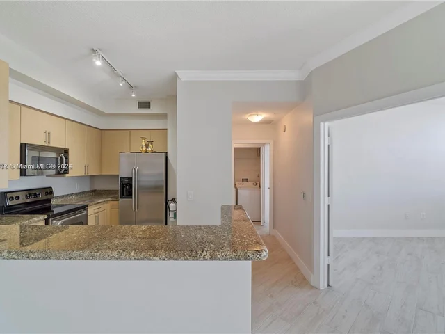 2401 NE 65th St # 601, Fort Lauderdale FL 33308