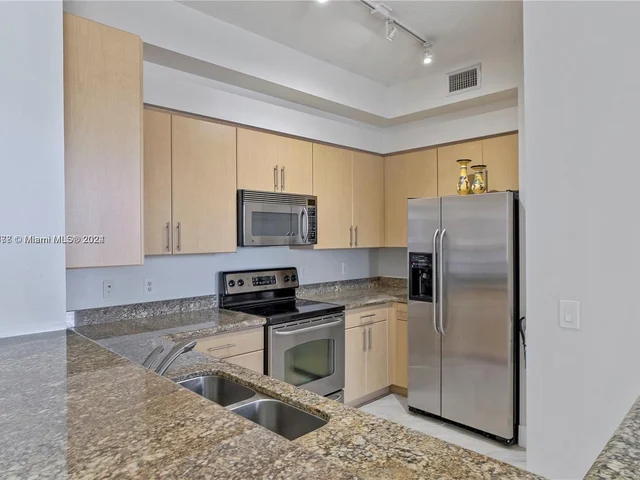 2401 NE 65th St # 601, Fort Lauderdale FL 33308