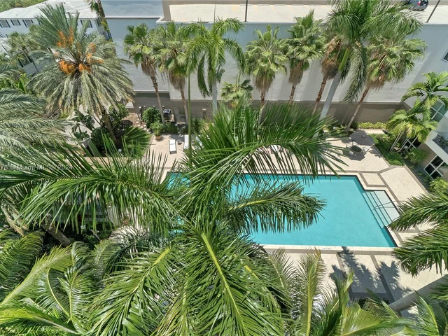 2401 NE 65th St # 601, Fort Lauderdale FL 33308