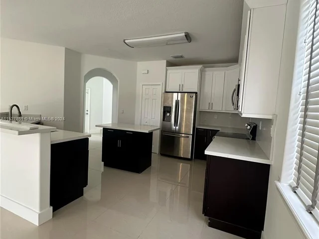 16314 SW 61st Ln # 0, Miami FL 33193