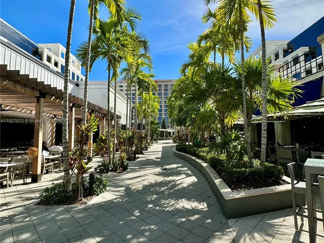 1873 NW 12th St, Boca Raton FL 33486