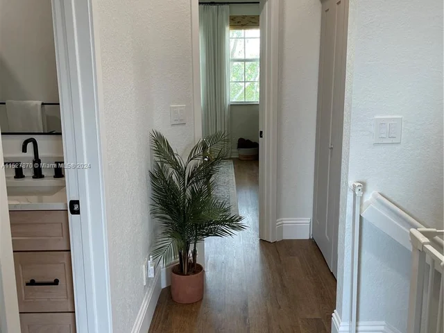 1873 NW 12th St, Boca Raton FL 33486