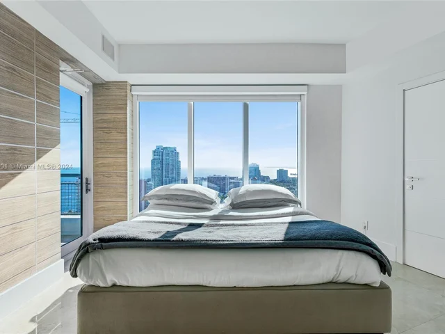 60 SW 13th St # 3200, Miami FL 33130