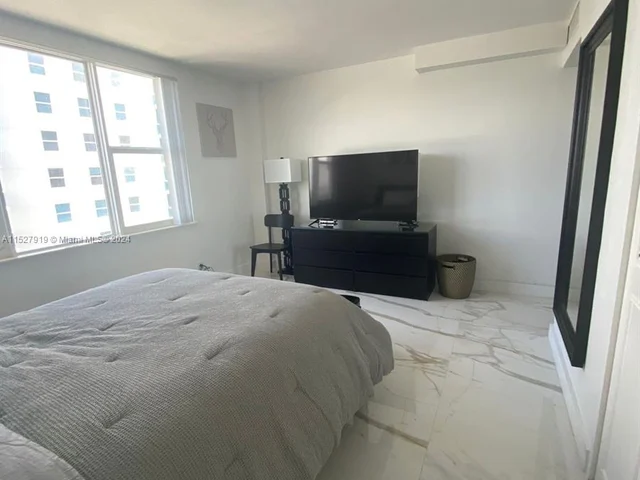 9195 Collins Ave # 1013, Surfside FL 33154