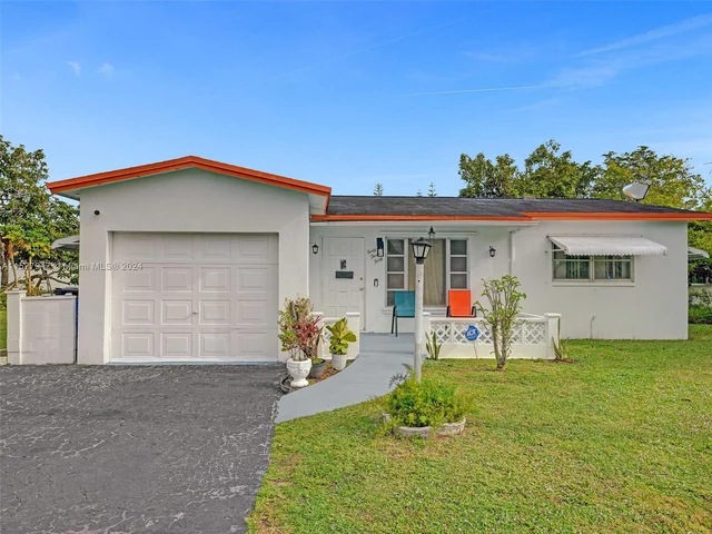 4340 NW 46th Ter, Lauderdale Lakes FL 33319