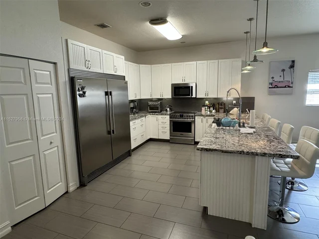 350 SW 2nd Ave # 350, Dania Beach FL 33004