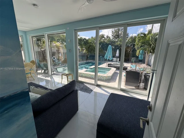 350 SW 2nd Ave # 350, Dania Beach FL 33004