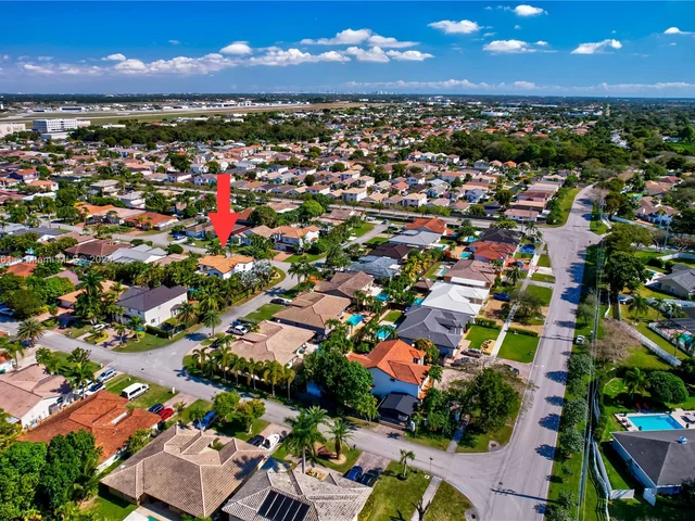 14272 SW 152nd Ct, Miami FL 33196