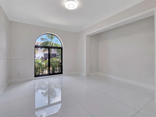 14272 SW 152nd Ct, Miami FL 33196