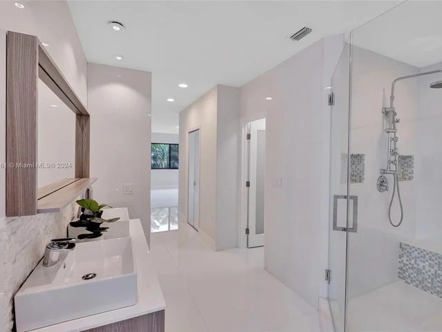 14272 SW 152nd Ct, Miami FL 33196