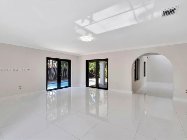 14272 SW 152nd Ct, Miami FL 33196