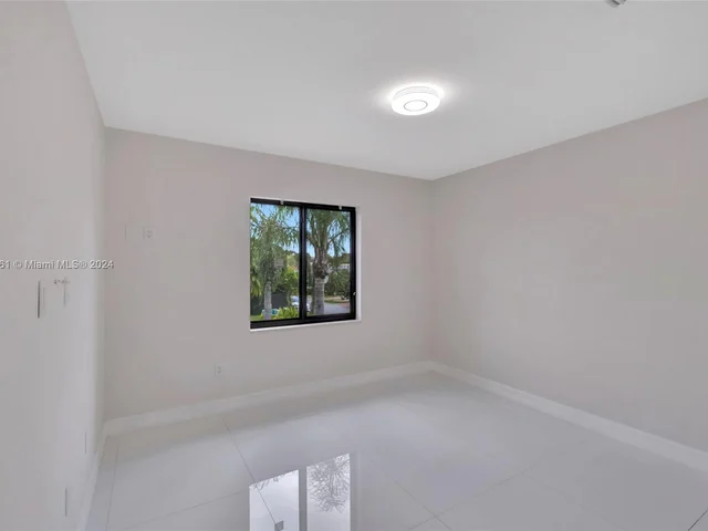 14272 SW 152nd Ct, Miami FL 33196