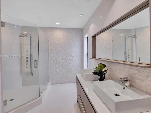 14272 SW 152nd Ct, Miami FL 33196