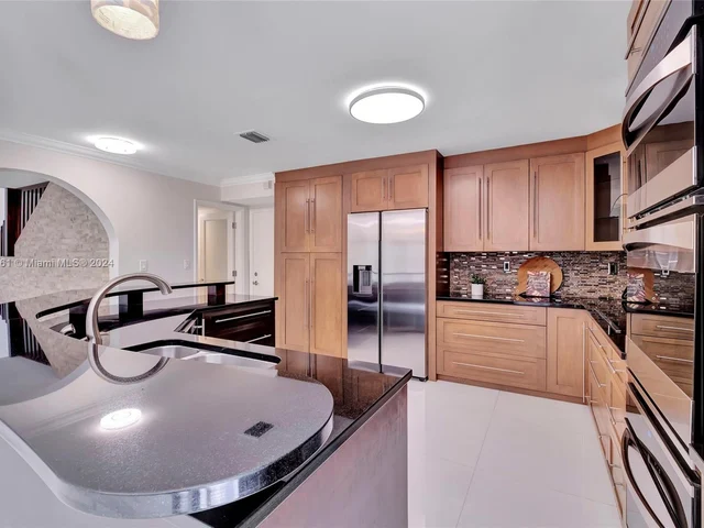 14272 SW 152nd Ct, Miami FL 33196