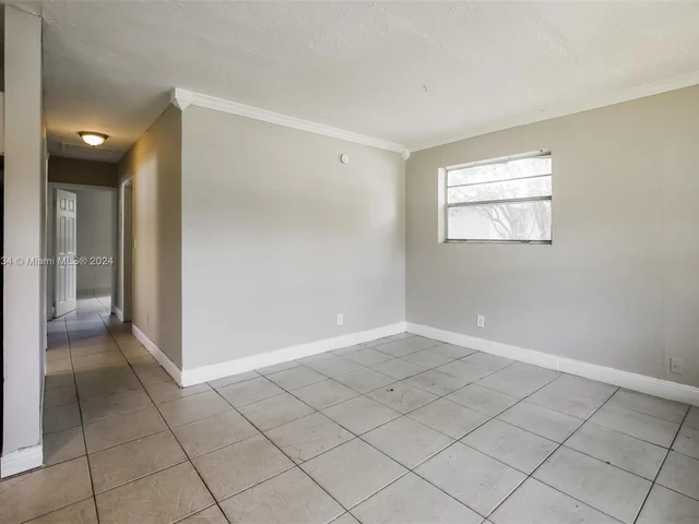 2841 NW 3rd St, Pompano Beach FL 33069