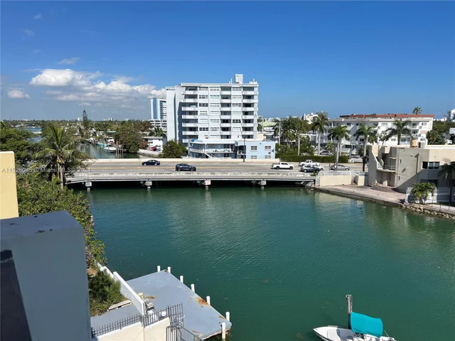 6937 E Bay Dr # 506, Miami Beach FL 33141