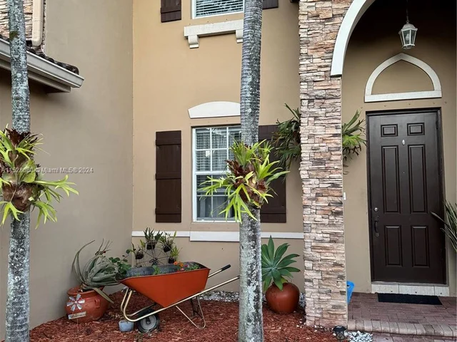 955 SW 152nd Ct # 955, Miami FL 33194