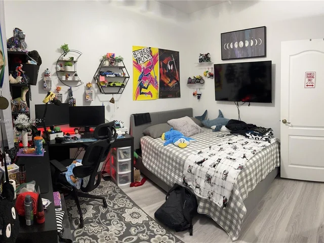 955 SW 152nd Ct # 955, Miami FL 33194