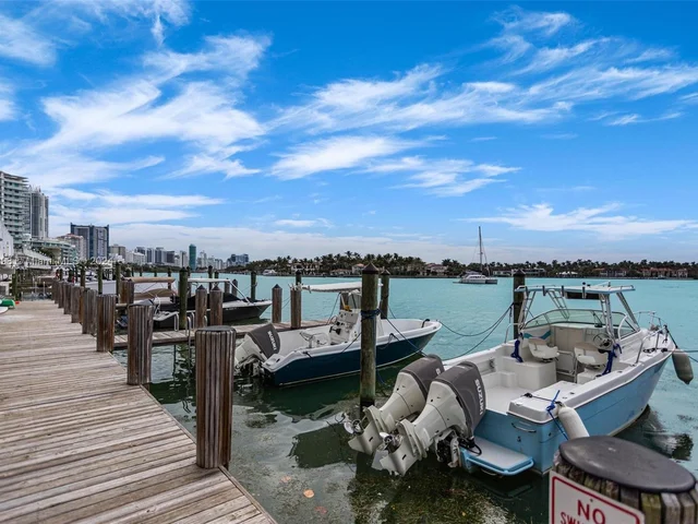 6820 Indian Creek Dr # 1A, Miami Beach FL 33141