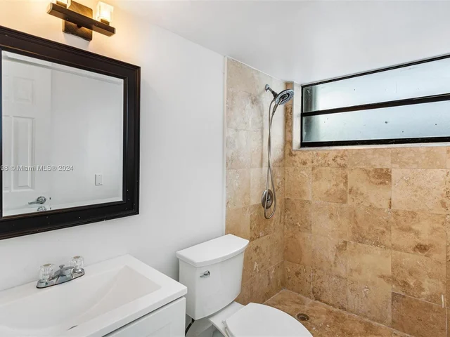 6820 Indian Creek Dr # 1A, Miami Beach FL 33141