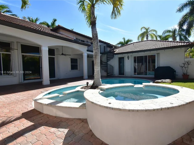 18601 SW 39th St, Miramar FL 33029