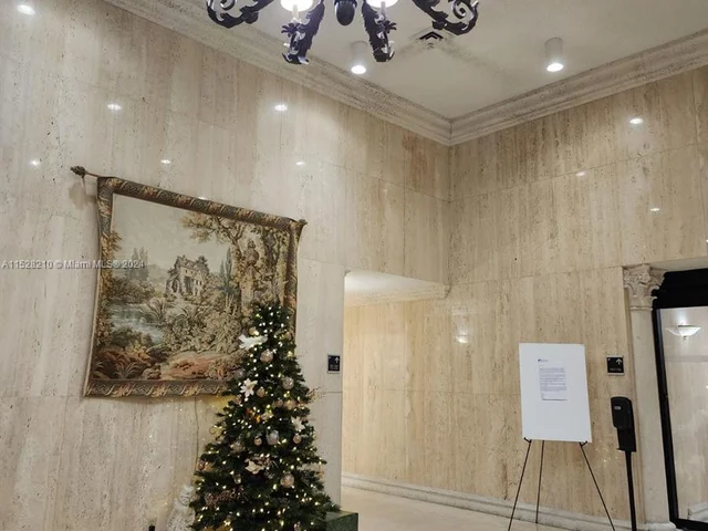 600 Three Islands Blvd # 314, Hallandale Beach FL 33009