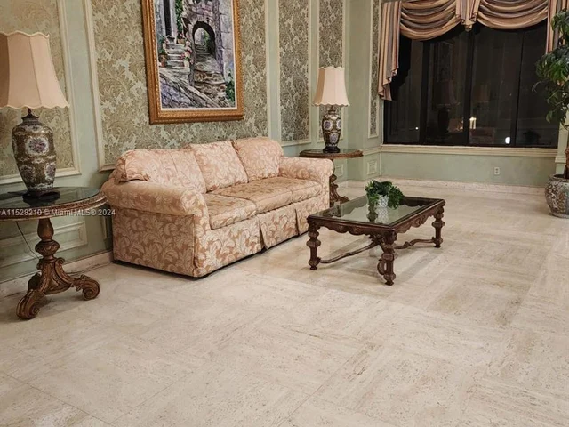 600 Three Islands Blvd # 314, Hallandale Beach FL 33009