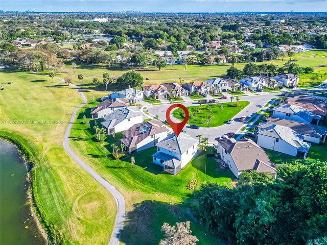 7681 NW 84th Ln, Tamarac FL 33321