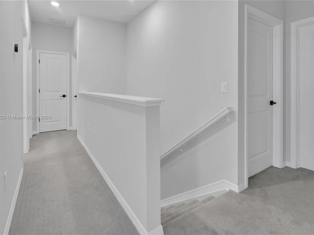 7681 NW 84th Ln, Tamarac FL 33321