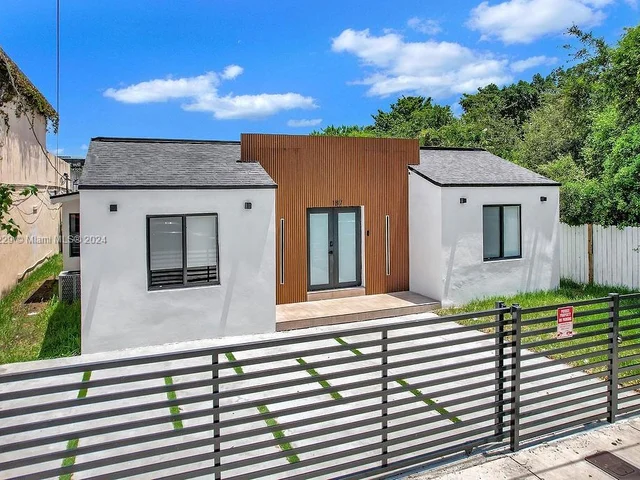 187 NW 53rd St # 0, Miami FL 33127