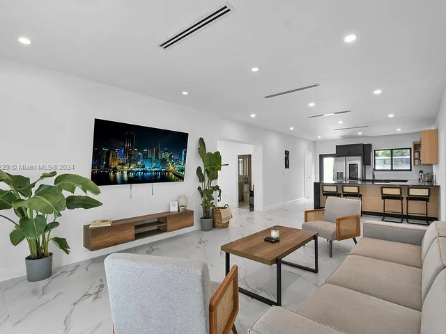 187 NW 53rd St # 0, Miami FL 33127