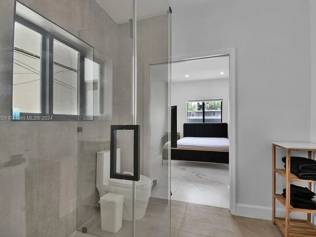 187 NW 53rd St # 0, Miami FL 33127