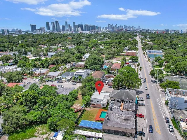 187 NW 53rd St # 0, Miami FL 33127