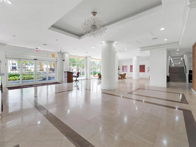 251 174th St # 818, Sunny Isles Beach FL 33160